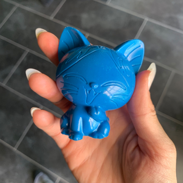 Blaue Katz Schnellgiessharz
